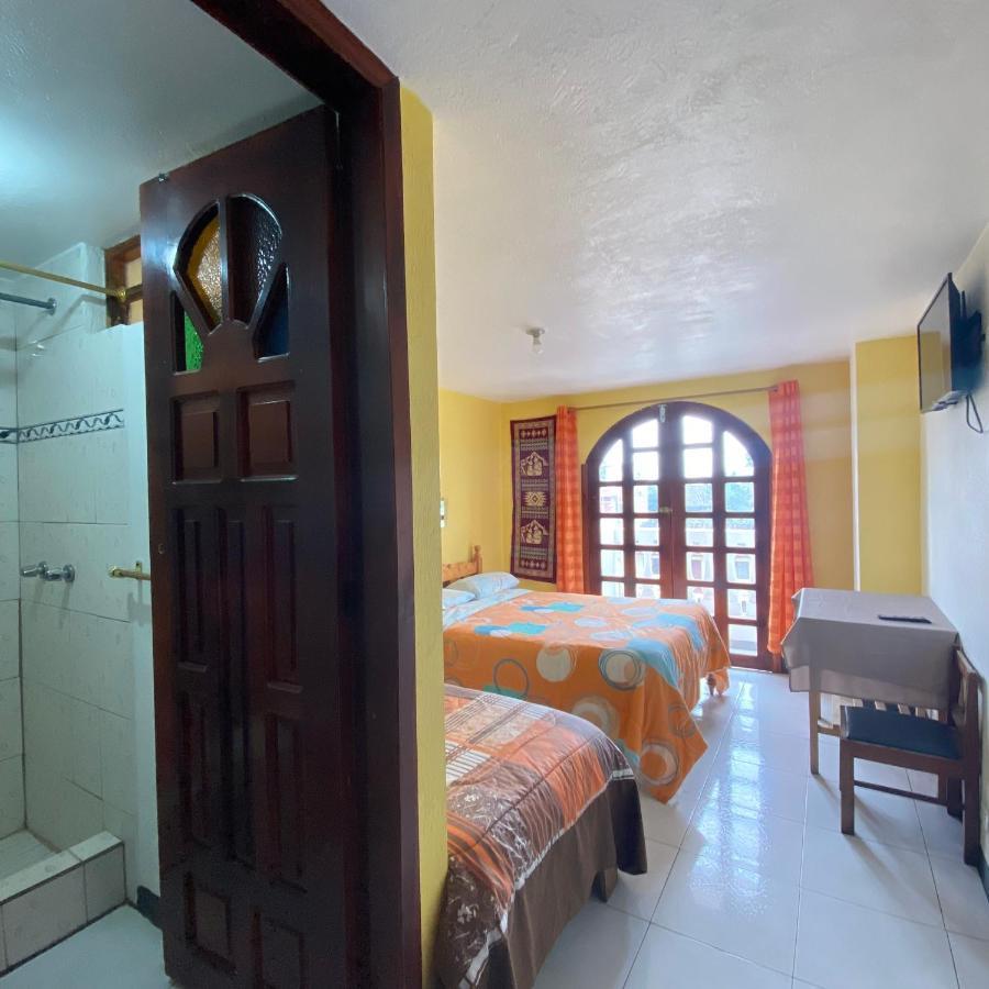 Hostal Chasqui Отавало Экстерьер фото