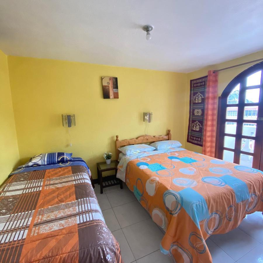 Hostal Chasqui Отавало Экстерьер фото
