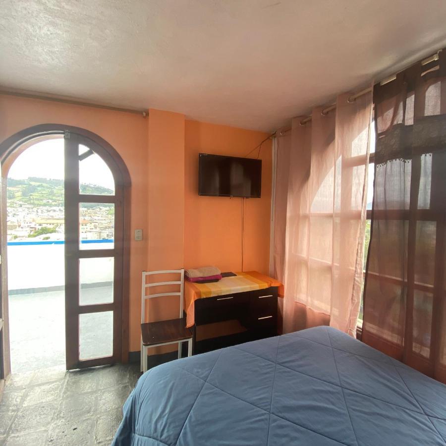 Hostal Chasqui Отавало Экстерьер фото
