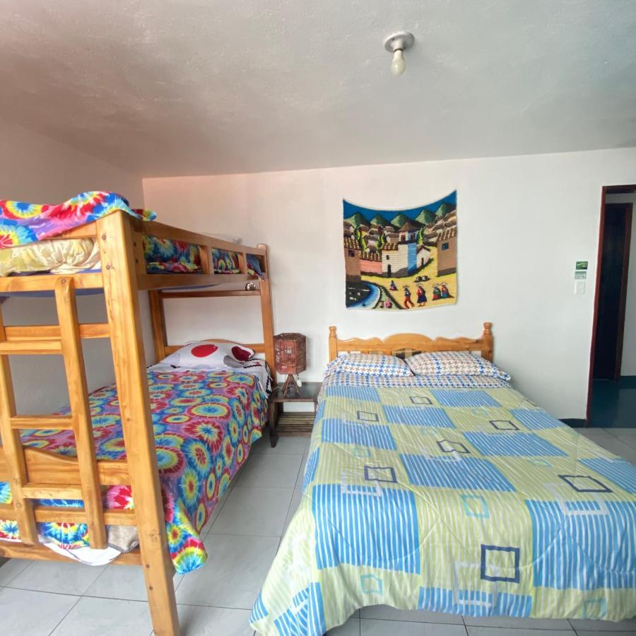 Hostal Chasqui Отавало Экстерьер фото