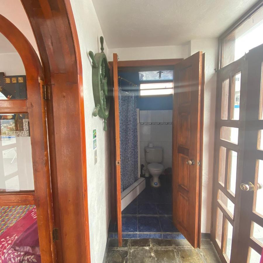 Hostal Chasqui Отавало Экстерьер фото